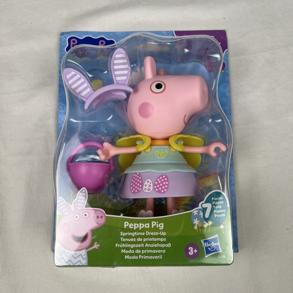 Peppa Pig Springtime Dress-Up Figure with 6 Easy-On Fashion Accessories
